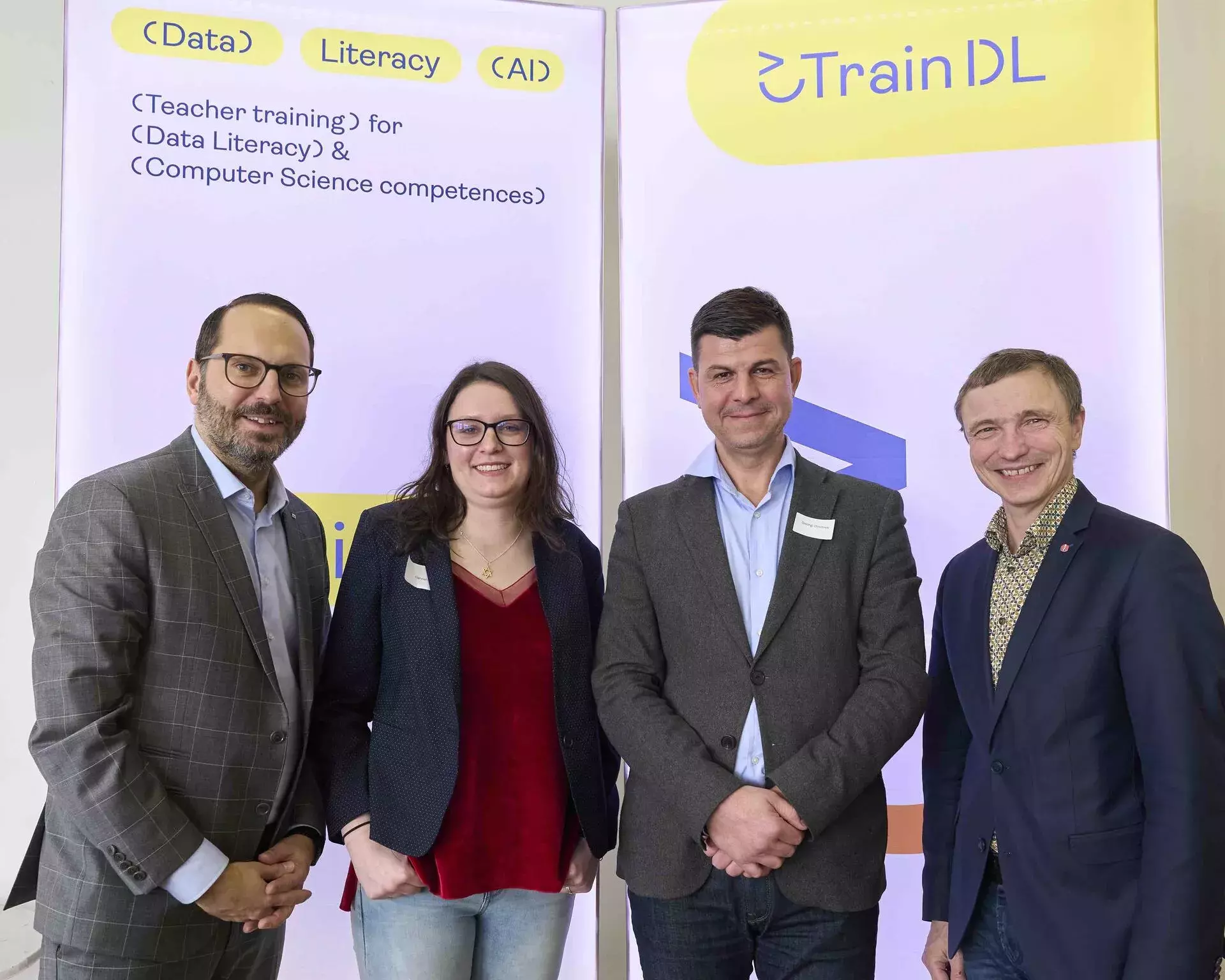 Daniel Krupka (GI), Hannah Weissman (Code.org),  Georgi Dimitrov (European Commission) and Ronald Bieber beim Train DL Summit in Berlin
