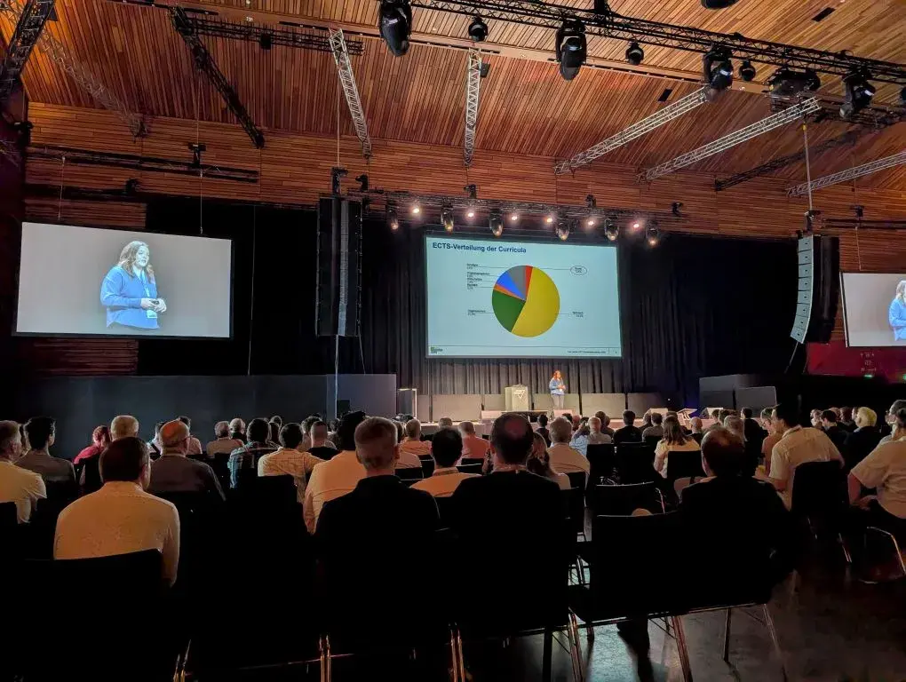Ines Jansta auf der Main Stage