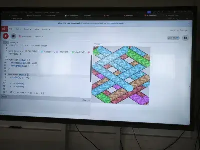 Bildschirm mit Programmiercode und Ergebnis
