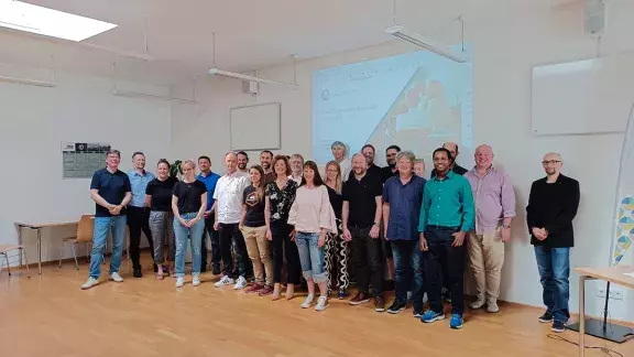 Gruppenfoto der Teilnehmer*innen und Organisator*innen des eEducation Vernetzungstreffen in Vorarlberg