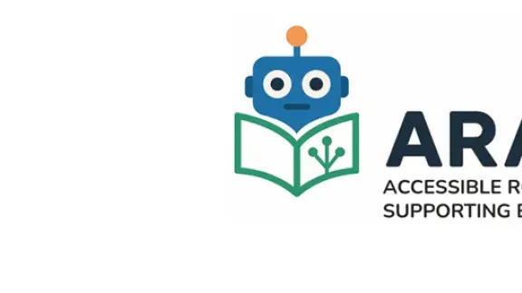 ARAISE Accessible Robotics and AI Supporting Education, Logo: niedlicher Roboterkopf mit Heft in der Hand auf der ein Netzsymbol zu sehen ist
