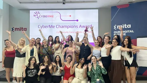 CyberMe Female Youth Camp 2026 Gruppenfoto